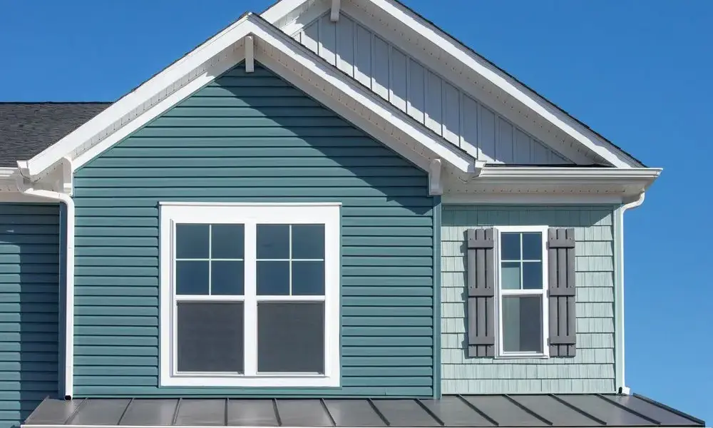 Roof repair and inspection services in St. Petersburg